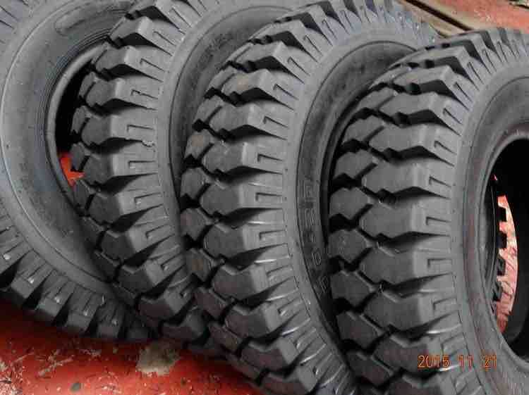 factory customized high quality light truck 9.00 20 10.00 20 11.00 20 12.00 20 mining tires